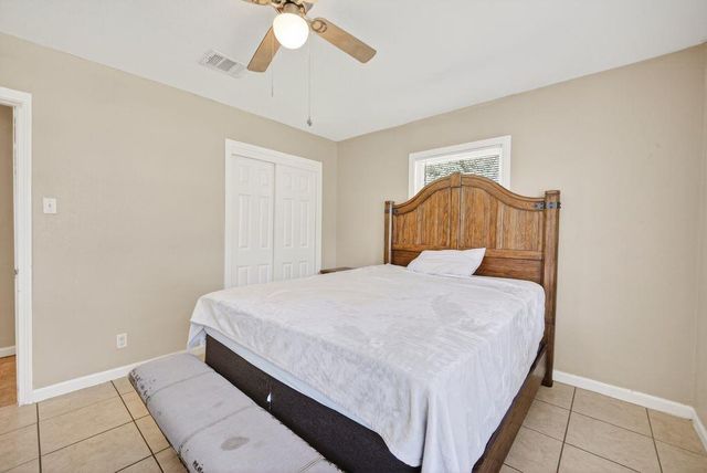 2926 Vance Avenue, Texas City, TX 77590