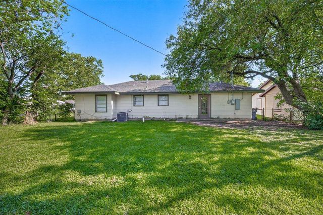2926 Vance Avenue, Texas City, TX 77590