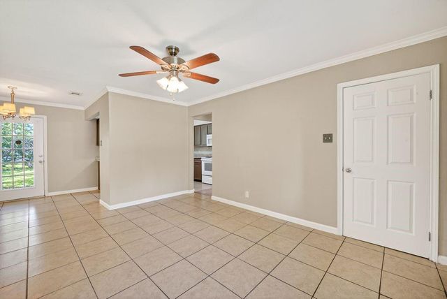 2926 Vance Avenue, Texas City, TX 77590