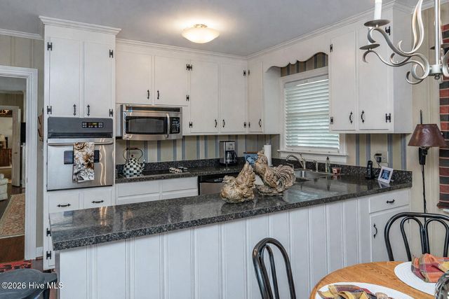 1009 Ensworth Road NW, Wilson, NC 27896