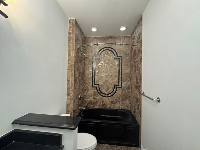 212 Chelsea Street 1, Boston, MA 02128