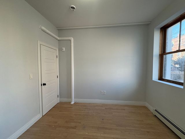 212 Chelsea Street 1, Boston, MA 02128