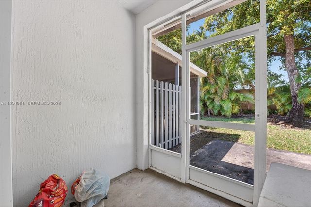 1221 SW 48th Ter, Deerfield Beach, FL 33442