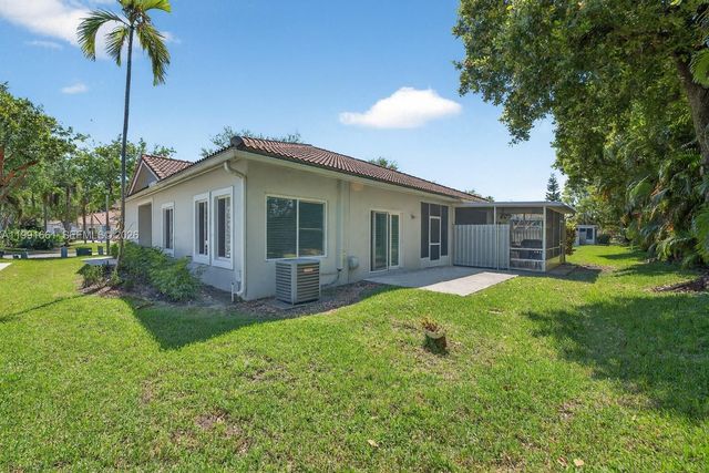 1221 SW 48th Ter, Deerfield Beach, FL 33442
