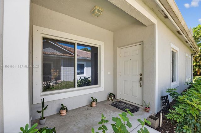 1221 SW 48th Ter, Deerfield Beach, FL 33442