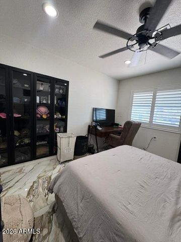 4210 W COUNTRY GABLES Drive, Phoenix, AZ 85053