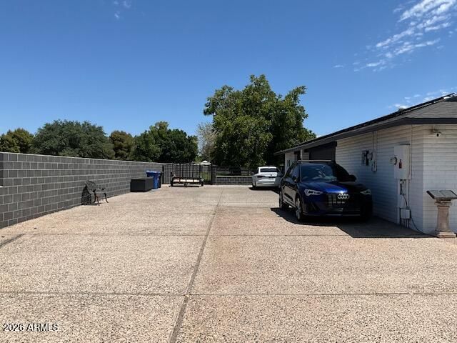 4210 W COUNTRY GABLES Drive, Phoenix, AZ 85053