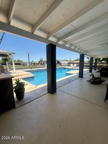 4210 W COUNTRY GABLES Drive, Phoenix, AZ 85053