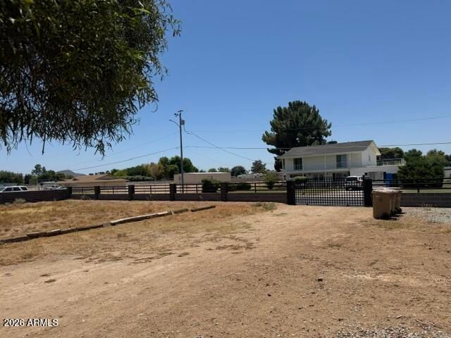 4210 W COUNTRY GABLES Drive, Phoenix, AZ 85053