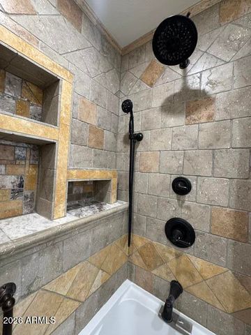 4210 W COUNTRY GABLES Drive, Phoenix, AZ 85053