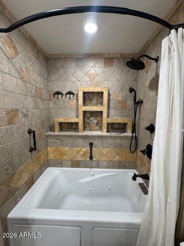 4210 W COUNTRY GABLES Drive, Phoenix, AZ 85053