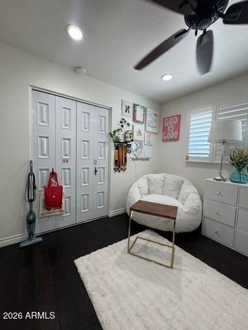 4210 W COUNTRY GABLES Drive, Phoenix, AZ 85053