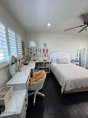4210 W COUNTRY GABLES Drive, Phoenix, AZ 85053