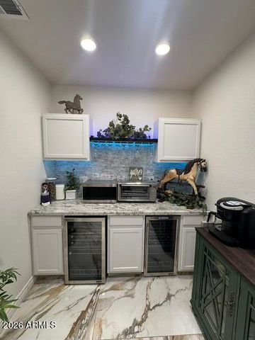 4210 W COUNTRY GABLES Drive, Phoenix, AZ 85053
