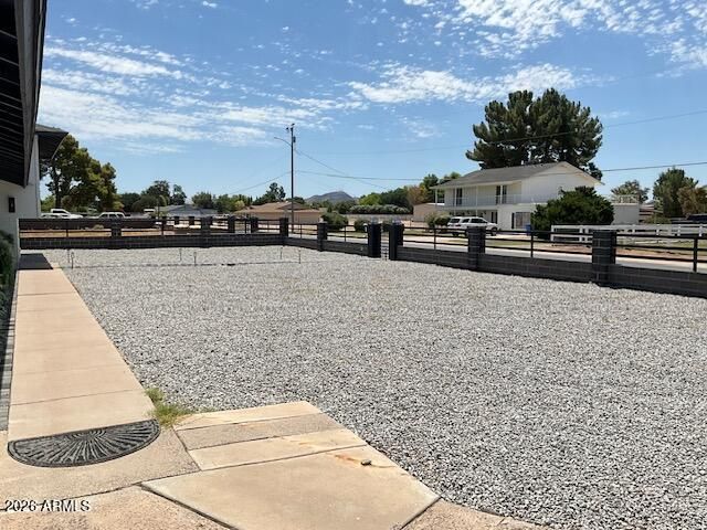 4210 W COUNTRY GABLES Drive, Phoenix, AZ 85053