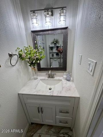 4210 W COUNTRY GABLES Drive, Phoenix, AZ 85053