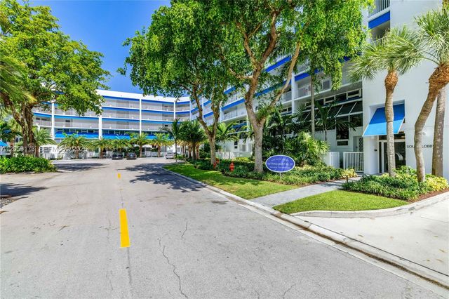 3100 NE 47th Court 13, Fort Lauderdale, FL 33308