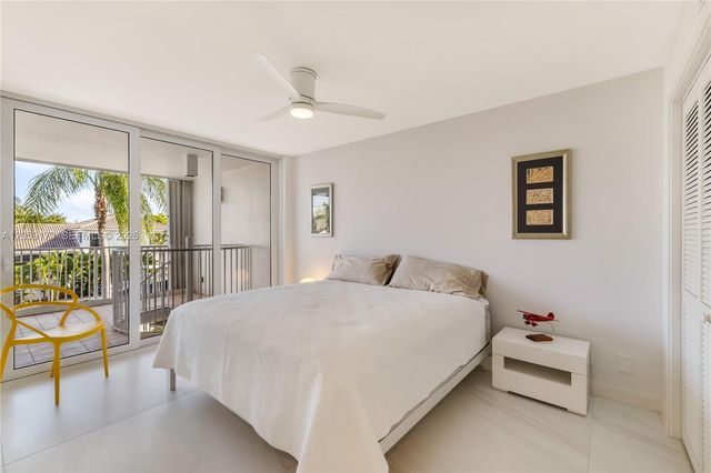 3100 NE 47th Court 13, Fort Lauderdale, FL 33308