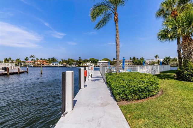 3100 NE 47th Court 13, Fort Lauderdale, FL 33308