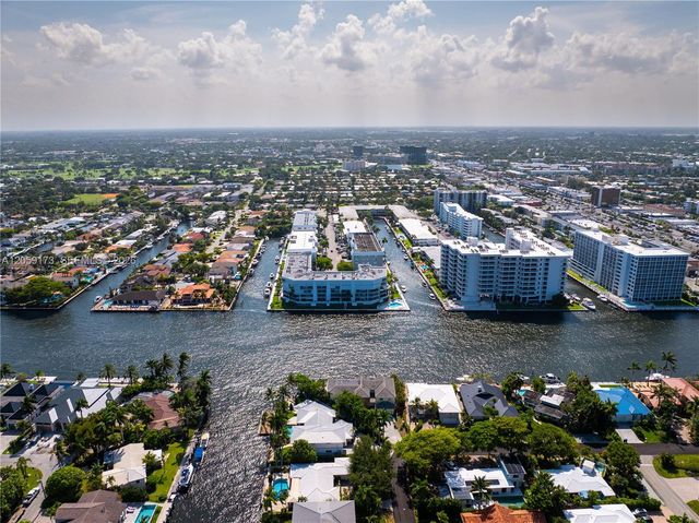 3100 NE 47th Court 13, Fort Lauderdale, FL 33308