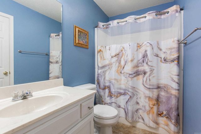 111 Shady Oak Drive, Sherwood, AR 72120