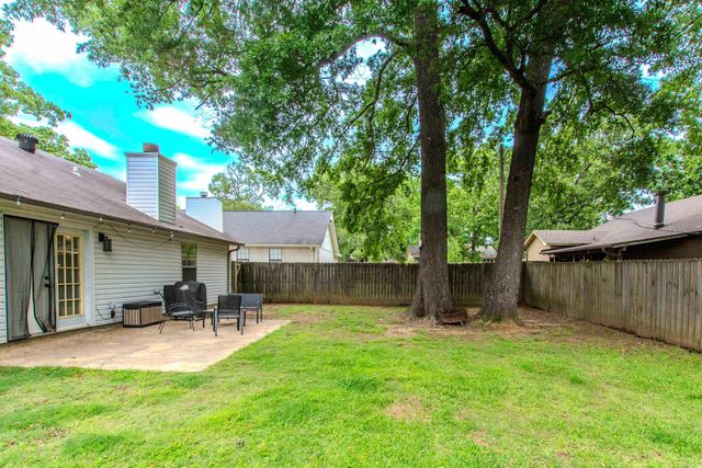 111 Shady Oak Drive, Sherwood, AR 72120