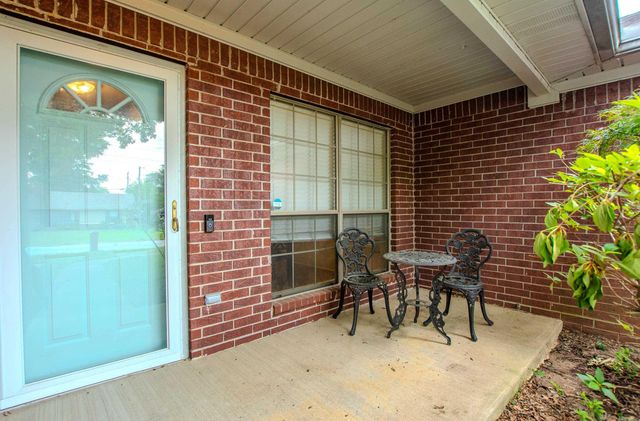 111 Shady Oak Drive, Sherwood, AR 72120