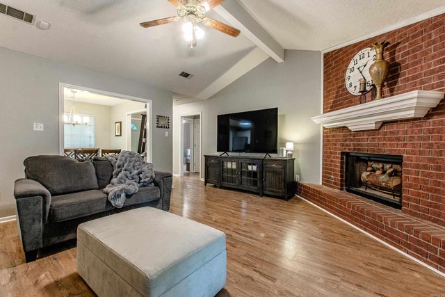 111 Shady Oak Drive, Sherwood, AR 72120
