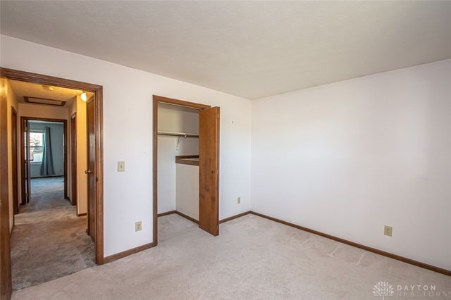 1939 Sugar Run Trail, Bellbrook, OH 45305