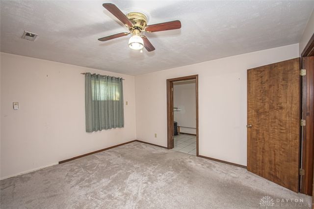 1939 Sugar Run Trail, Bellbrook, OH 45305