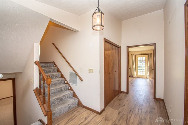 1939 Sugar Run Trail, Bellbrook, OH 45305