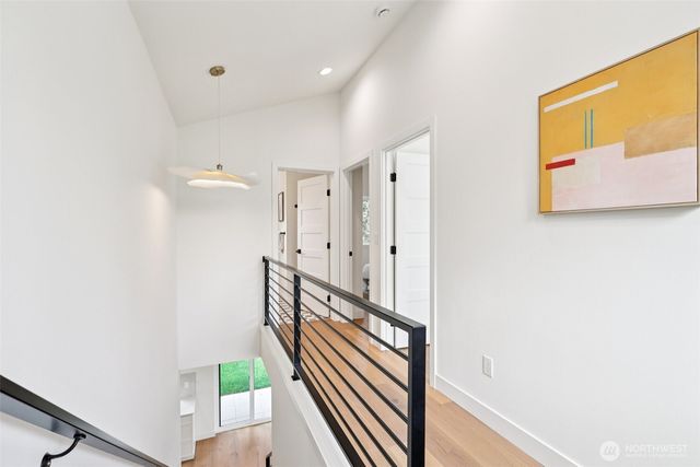 20205 5th Avenue NW, Shoreline, WA 98177