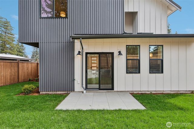 20205 5th Avenue NW, Shoreline, WA 98177