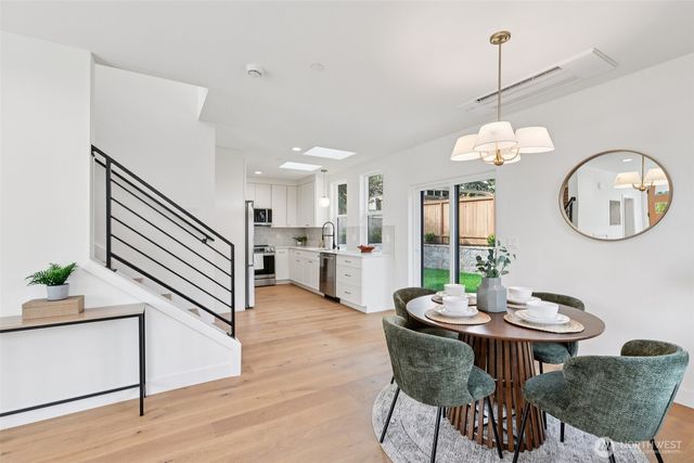 20205 5th Avenue NW, Shoreline, WA 98177