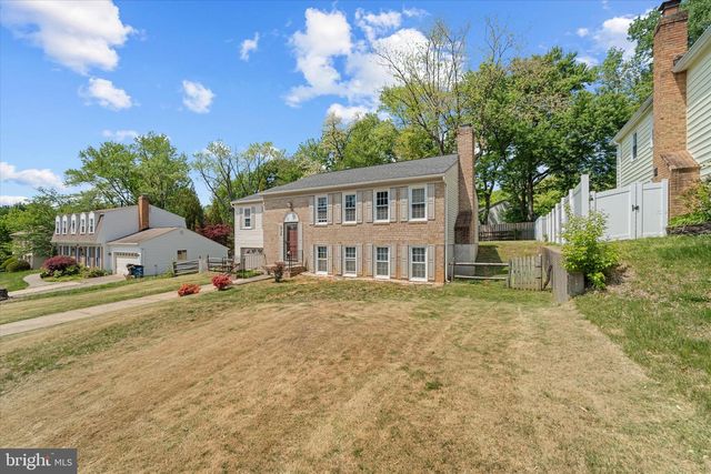 8704 ARLEY DR, Springfield, VA 22153
