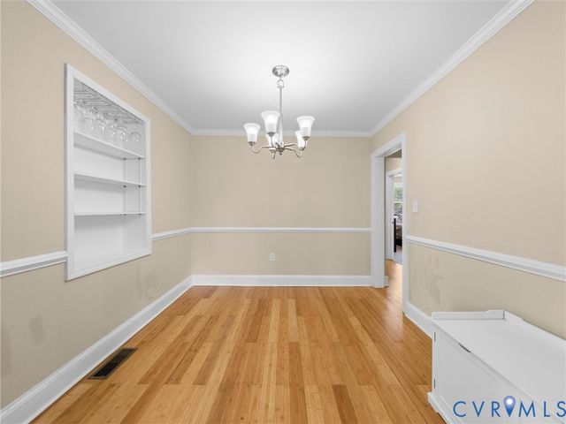 19604 Woodpecker Rd, South Chesterfield, VA 23803