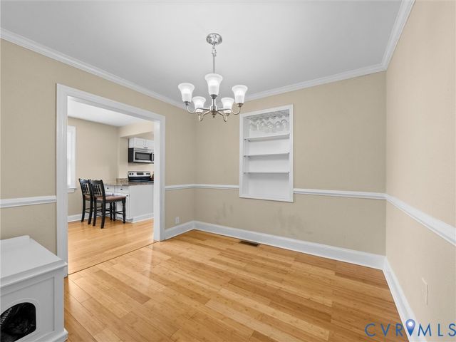 19604 Woodpecker Rd, South Chesterfield, VA 23803