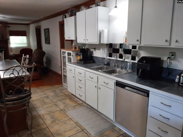1309 ROLLING HILLS Road, Ridgeway, SC 29130