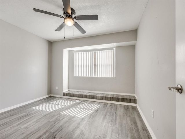 509 Turtle Creek Drive, Yukon, OK 73099