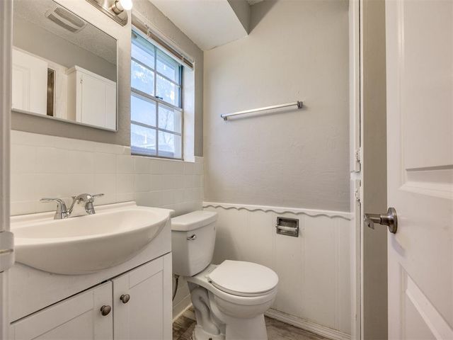 509 Turtle Creek Drive, Yukon, OK 73099