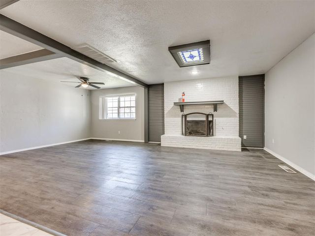 509 Turtle Creek Drive, Yukon, OK 73099