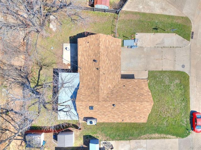 509 Turtle Creek Drive, Yukon, OK 73099