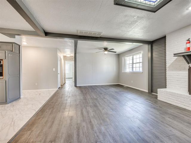 509 Turtle Creek Drive, Yukon, OK 73099