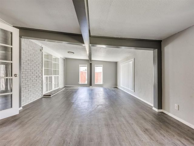 509 Turtle Creek Drive, Yukon, OK 73099