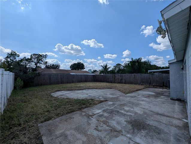 1209 MOHRLAKE DRIVE, Brandon, FL 33511
