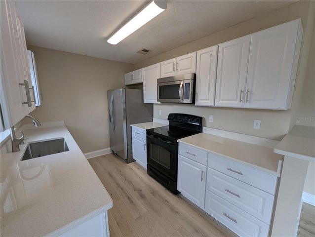 1209 MOHRLAKE DRIVE, Brandon, FL 33511