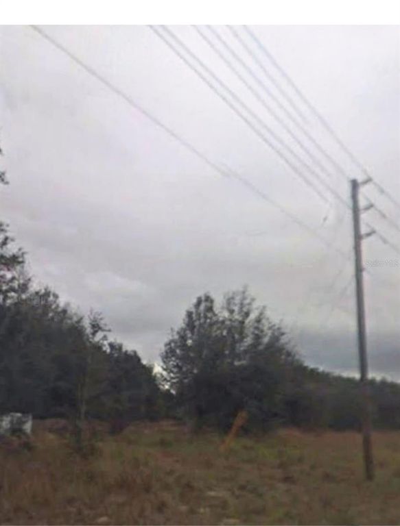 Image 4 of property listing at 2109 BYRON STREET, Inverness, FL 34453