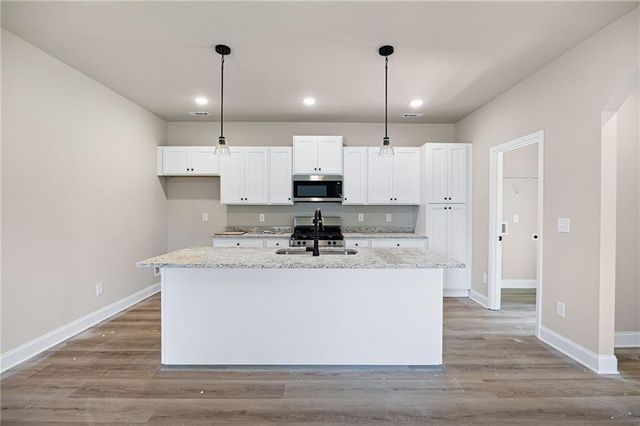 105 Winston Way, Carrollton, GA 30117
