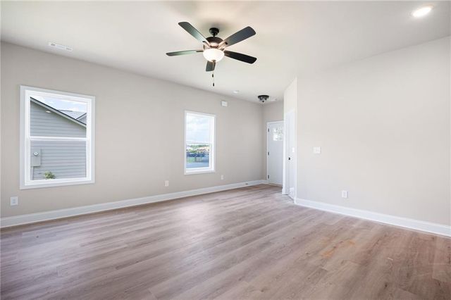 105 Winston Way, Carrollton, GA 30117