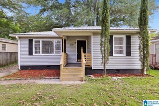 208 LAKELAND AVENUE, Hueytown, AL 35023